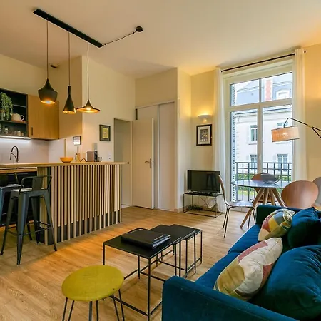 Appartement Le Cours Du Parc, Au Coeur Des Allees De Dijon